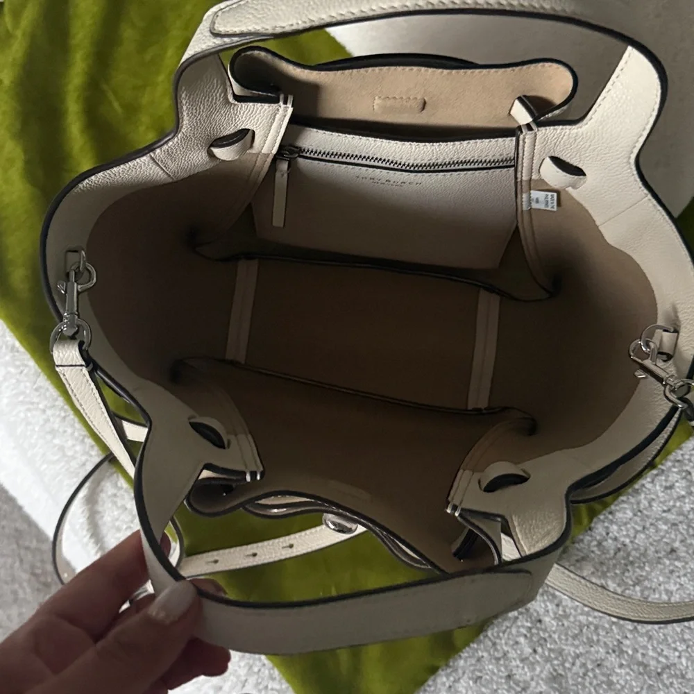 TORY BURCH Small Romy Tote Light Cream Leather Bag Handbag Silver Accents - Picture 4 of 16